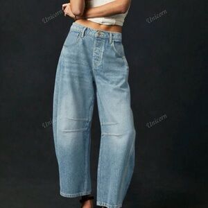 Women's Light Blue Jeans